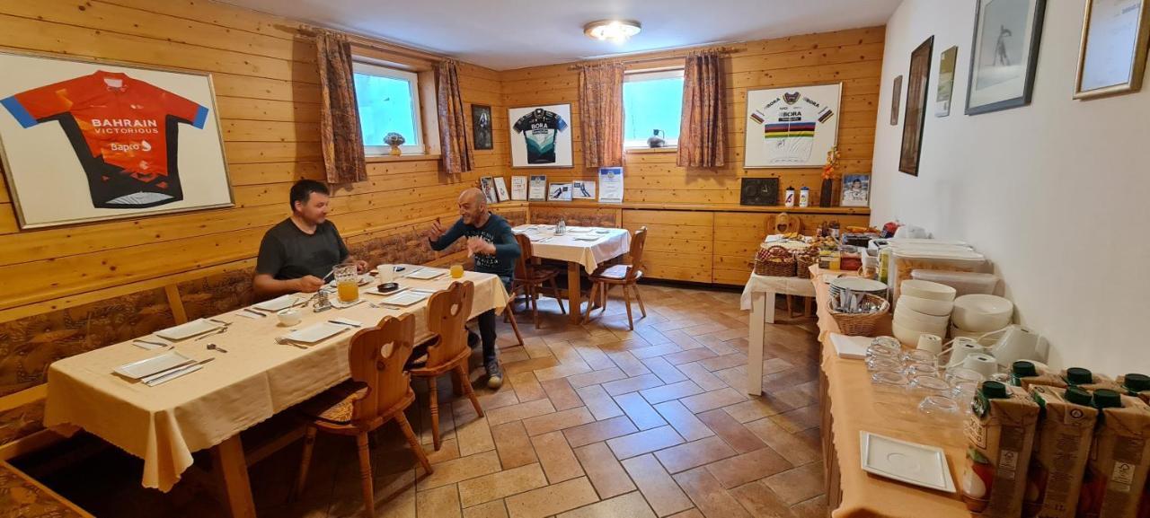 Apartment Sobe Ravbar Ново Место Екстериор снимка